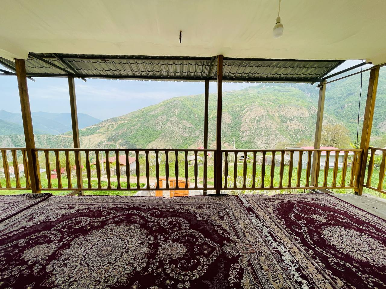 نمای بیرونی ساختمان