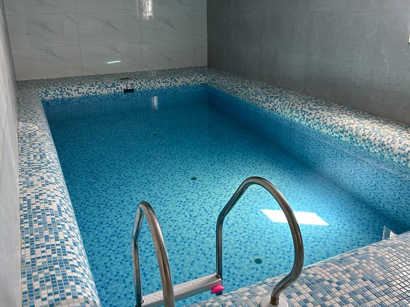 استخر استخر