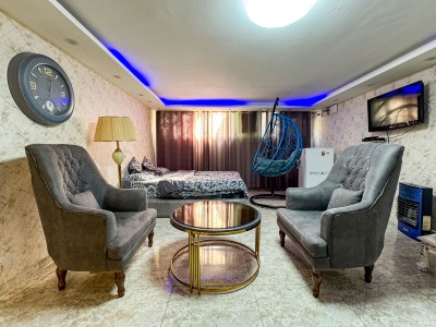 مجموعه‌ی زعفرانیه (3)