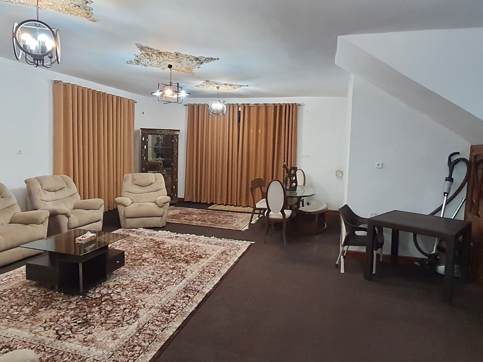 اتاق پذیرایی