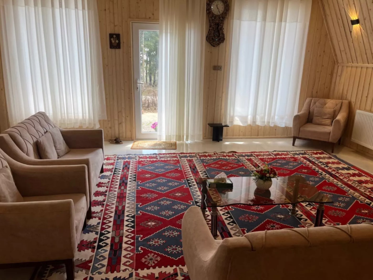 طبقه همکف