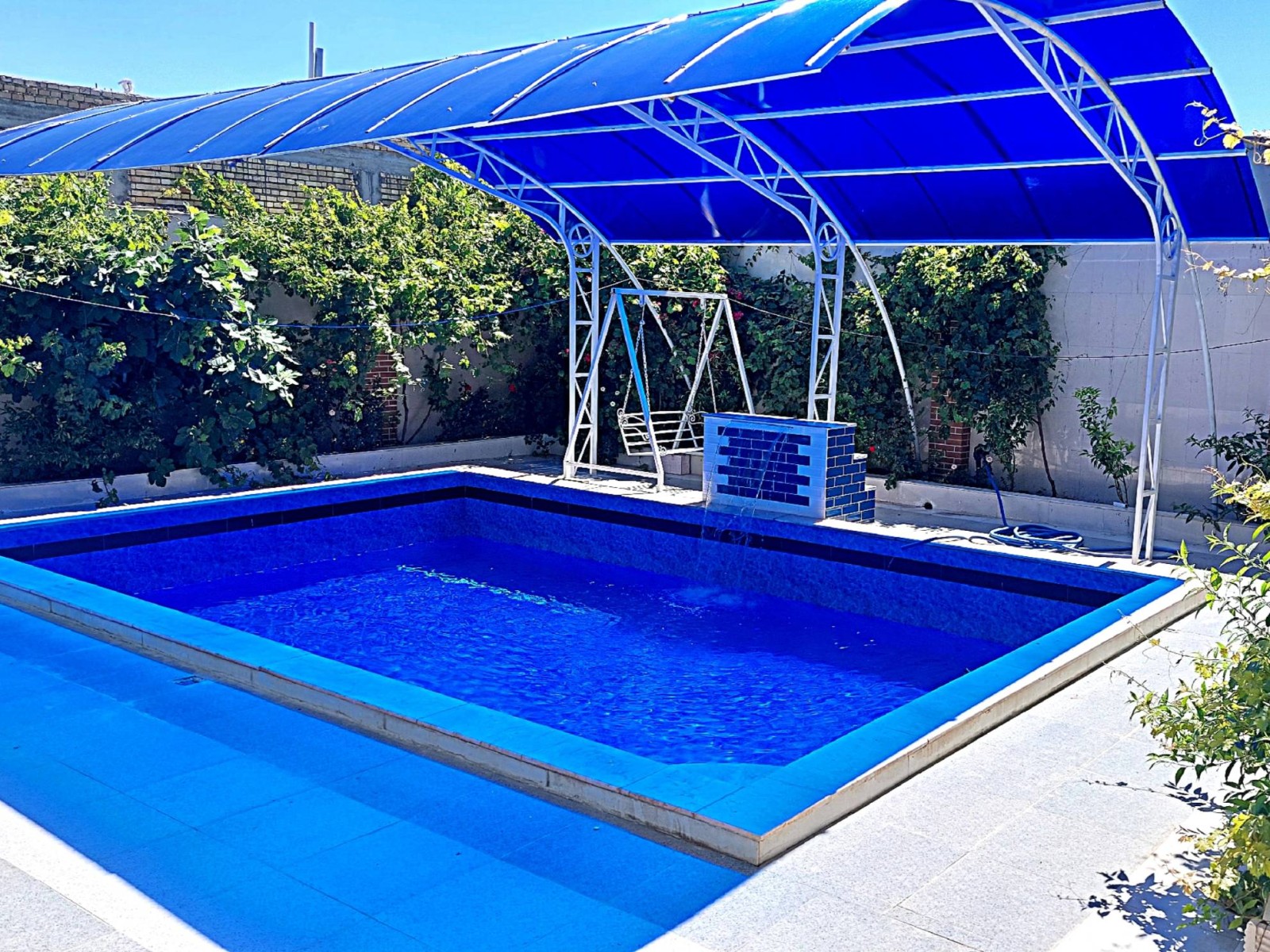 استخر استخر