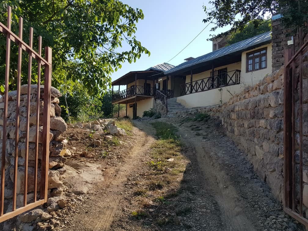 نمای بیرونی ساختمان