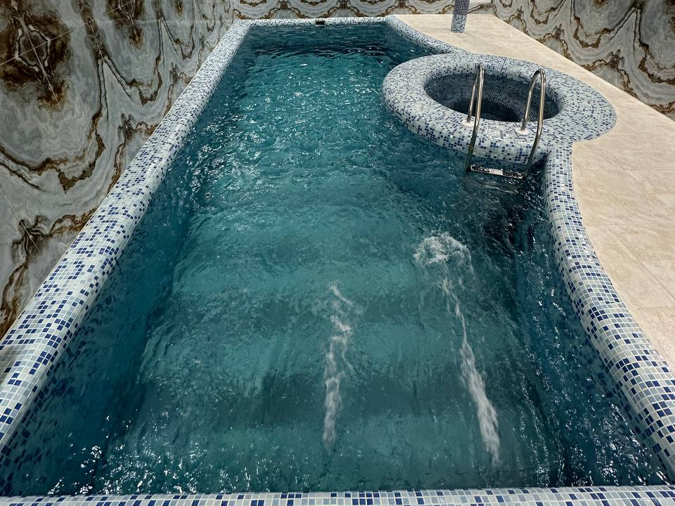 استخر استخر