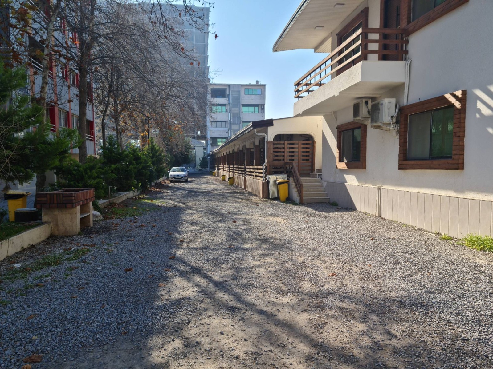 نمای بیرونی ساختمان