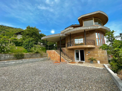 ویلای استخردار دربست سه خوابه جنگلی