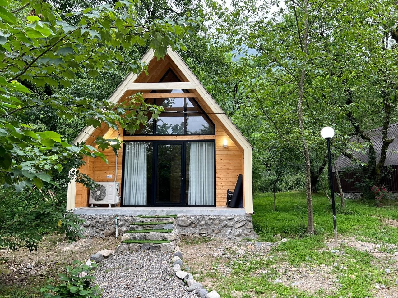 نمای بیرونی ساختمان