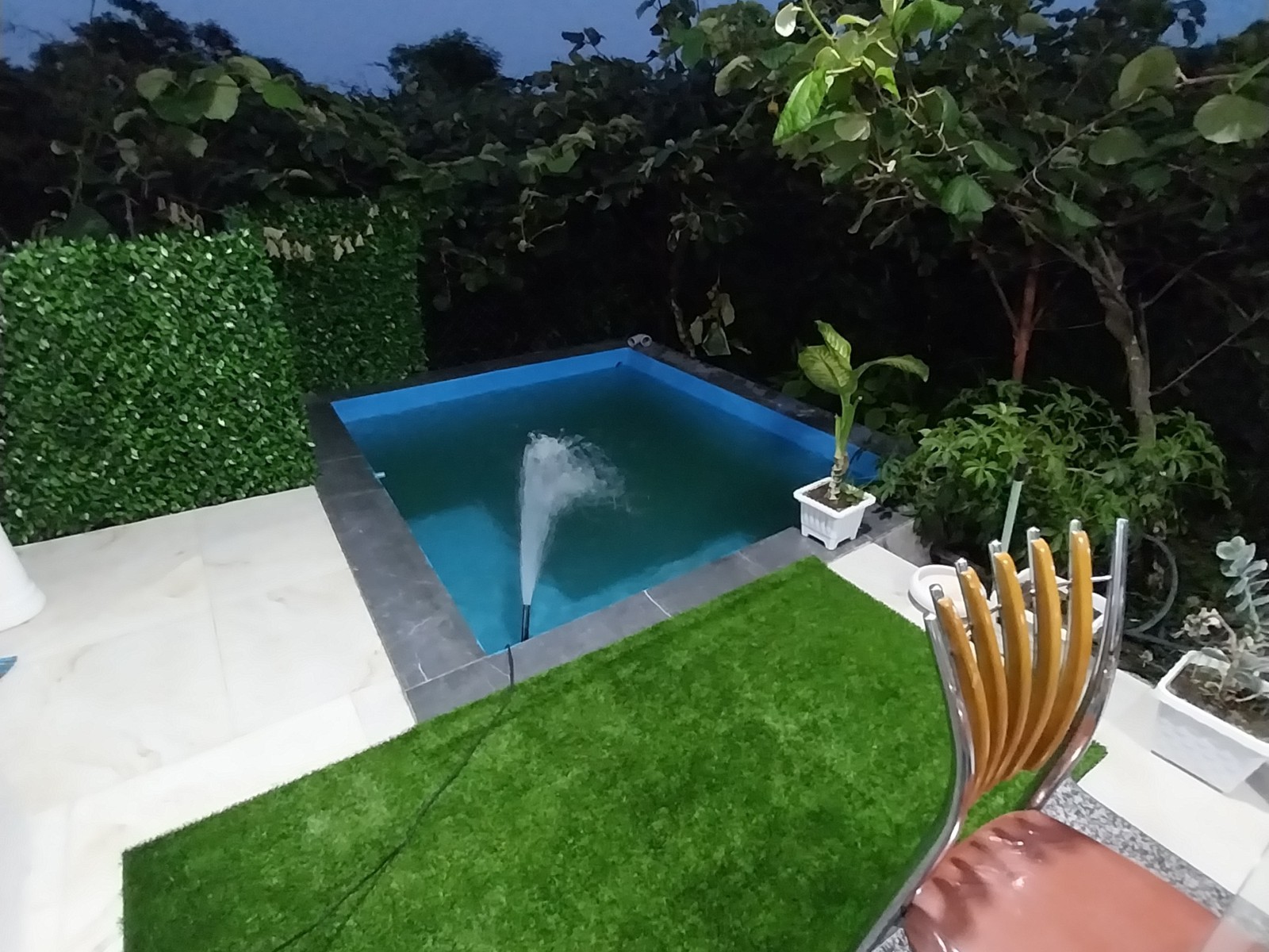 استخر استخر