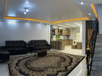 خانه ویلایی حیاط دار