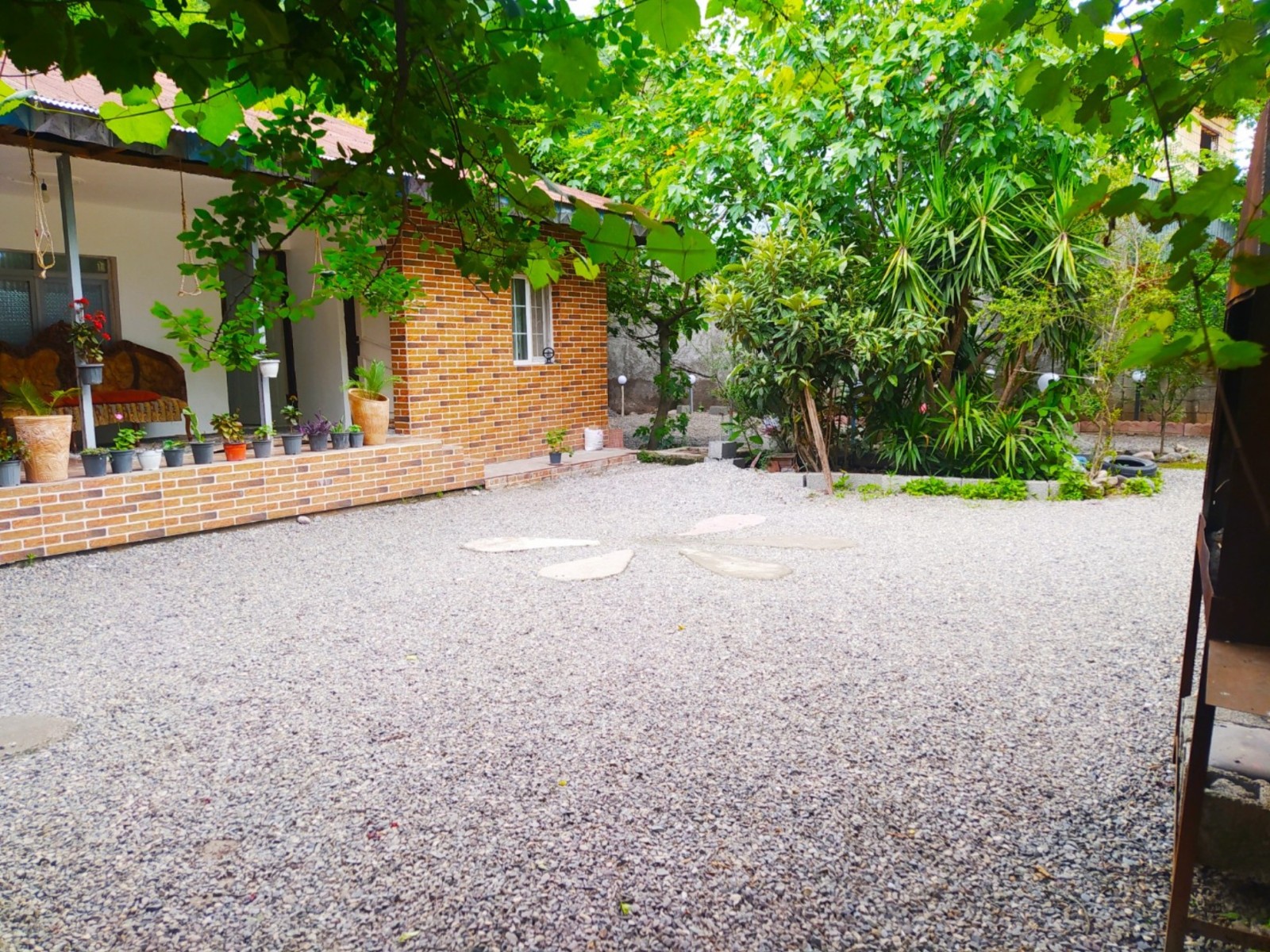 نمای بیرونی ساختمان نمای بیرونی ساختمان