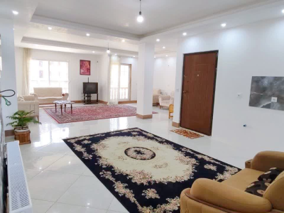 واحد ۱۲۰ متری نوساز نزدیک بازار و دریا (کد۷۴)