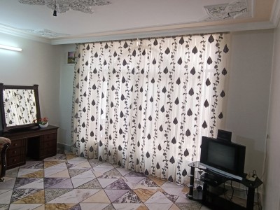 واحد آپارتمانی تک خواب دارای حیاطی اختصاصی