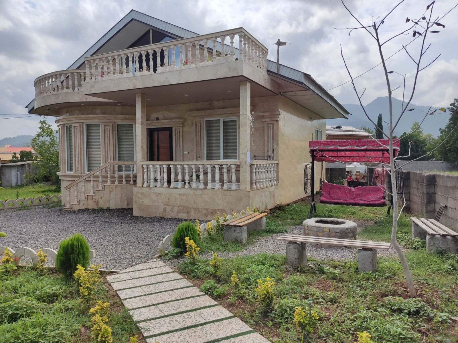 نمای بیرونی ساختمان نمای بیرونی ساختمان