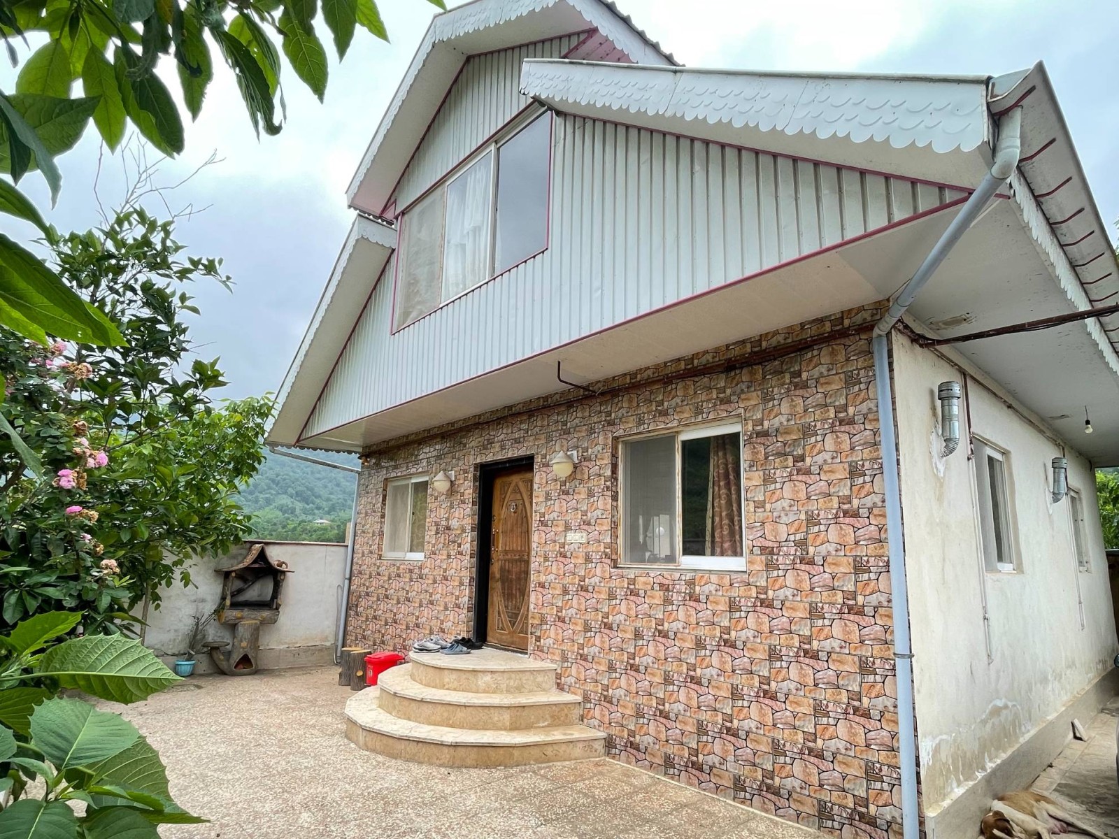 نمای بیرونی ساختمان نمای بیرونی ساختمان