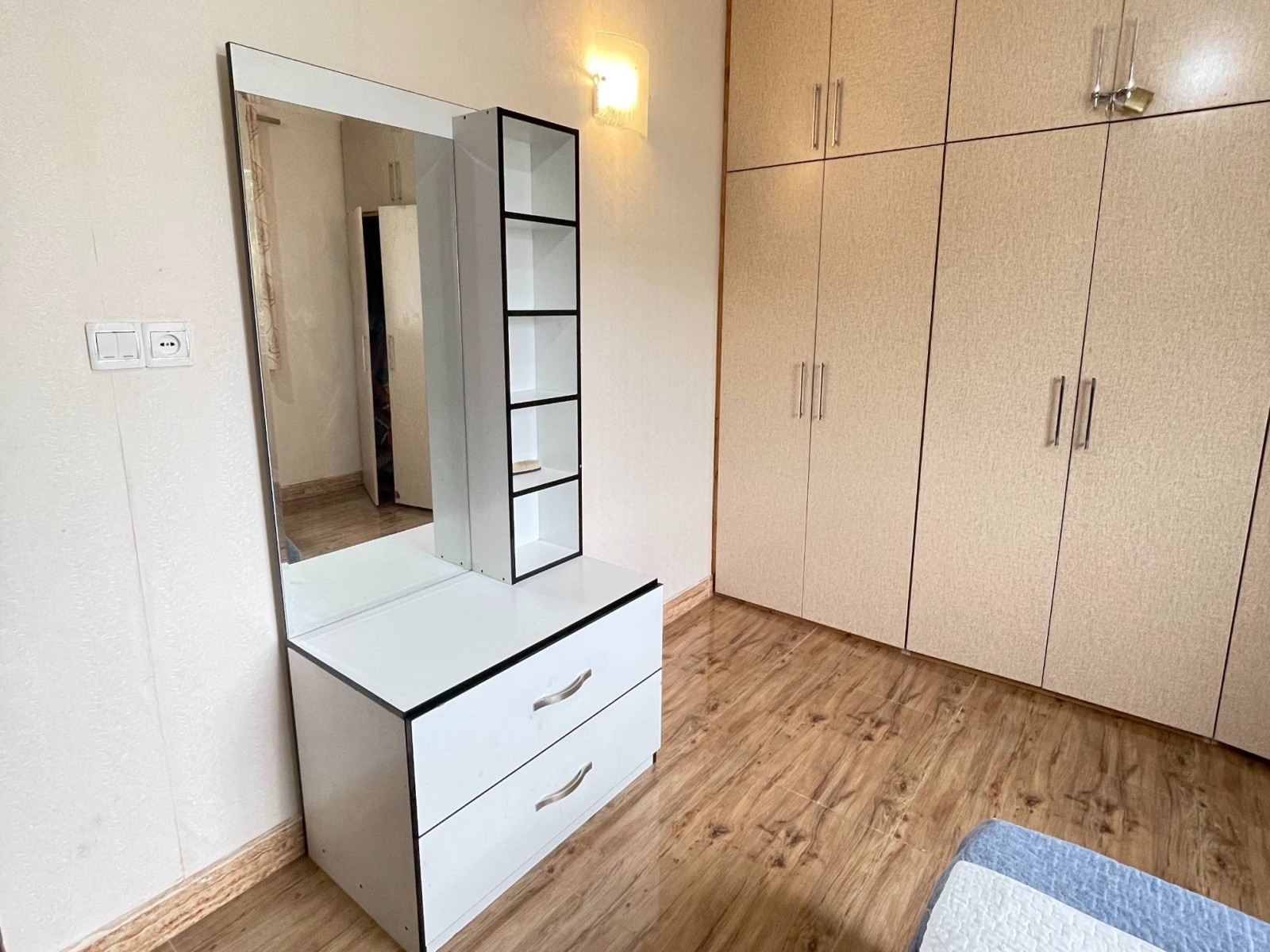 اتاق خواب اول اتاق خواب اول