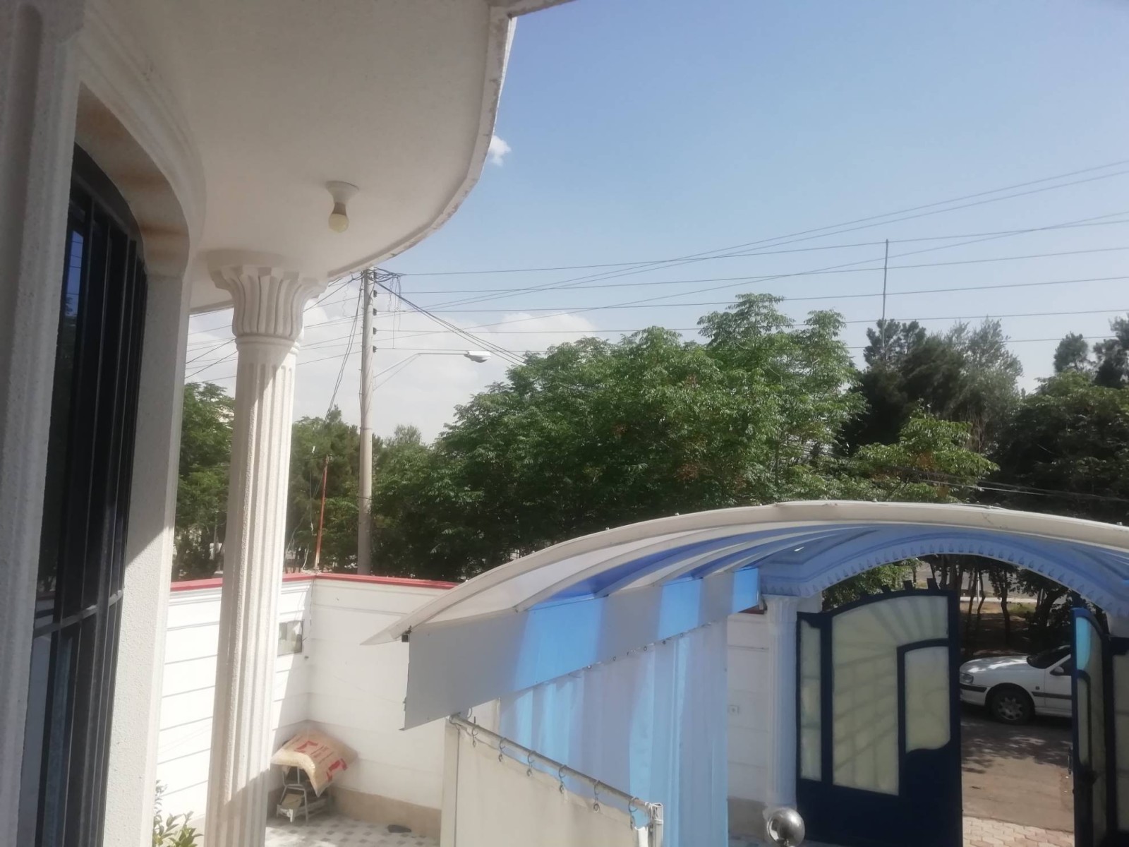 نمای بیرونی ساختمان