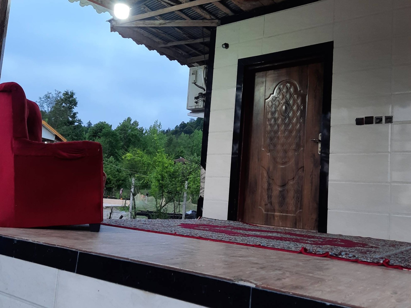 نمای بیرونی ساختمان