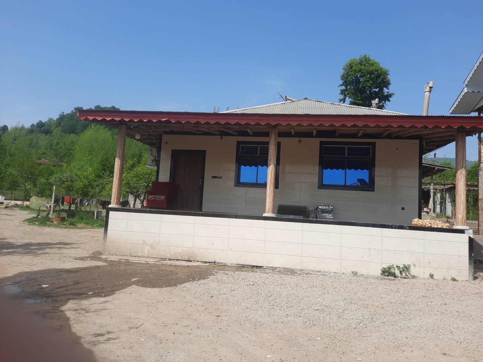 نمای بیرونی ساختمان