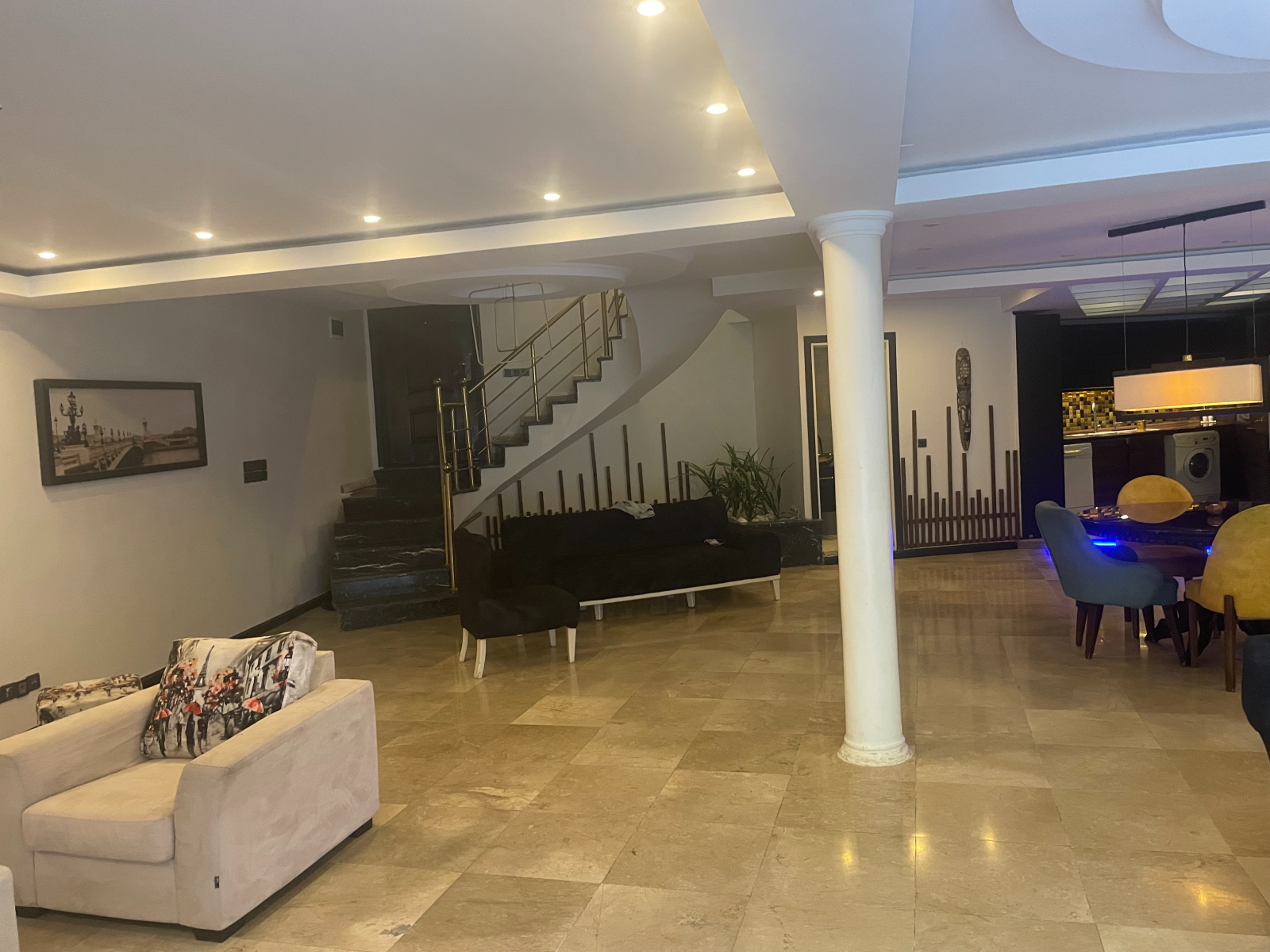 اتاق پذیرایی