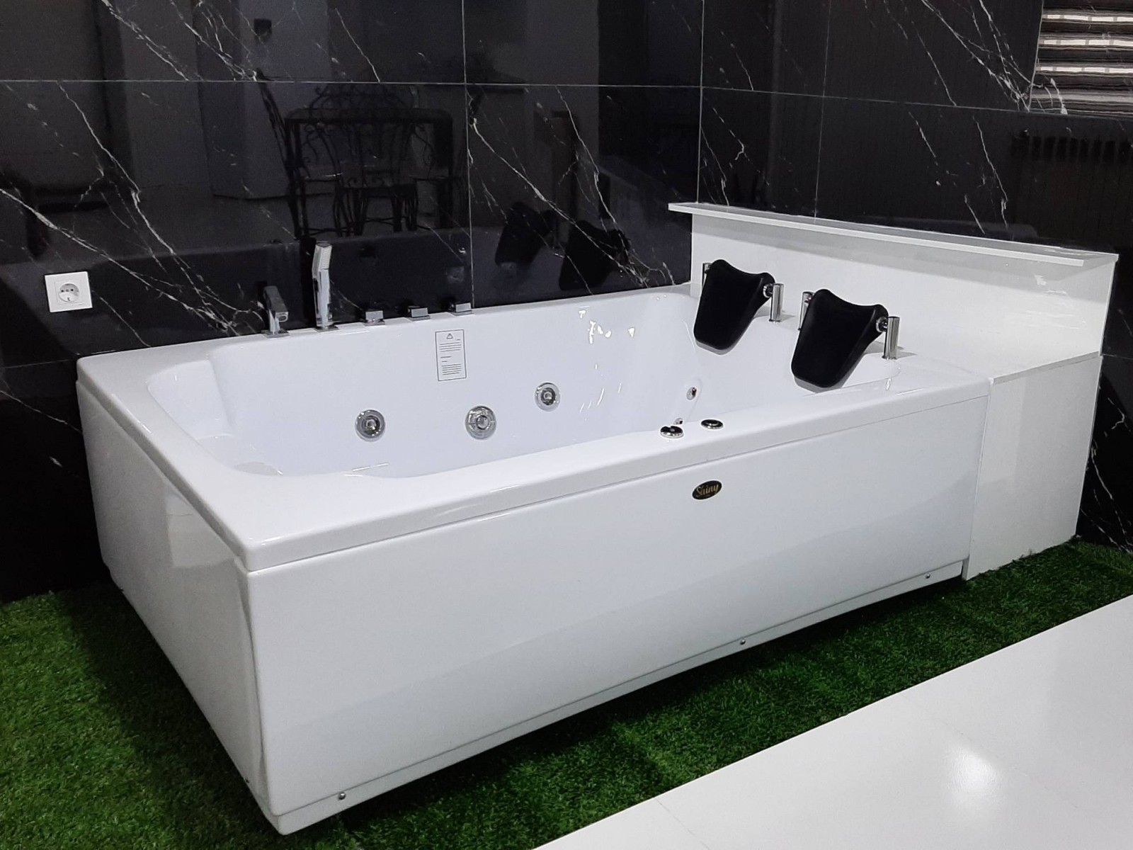 جکوزی جکوزی آماده ۲ نفره