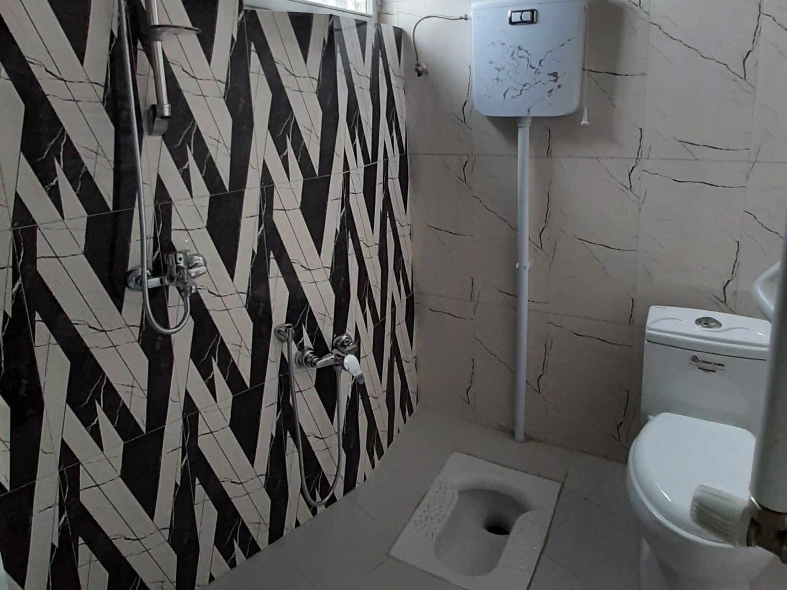 سرویس بهداشتی سرویس فرنگی و ایرانی و حمام