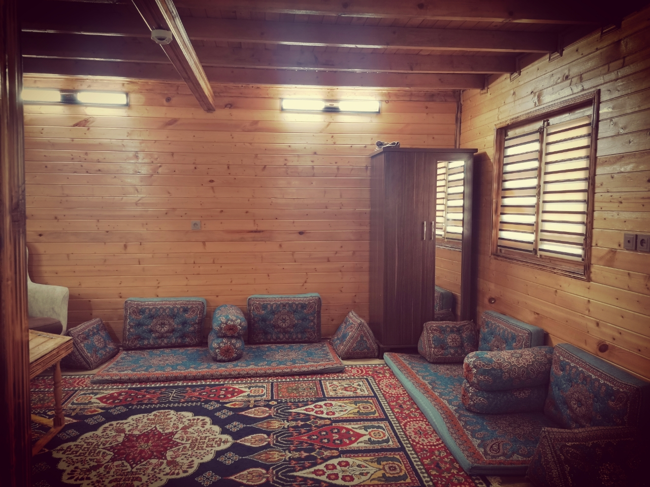 اتاق پذیرایی همکف