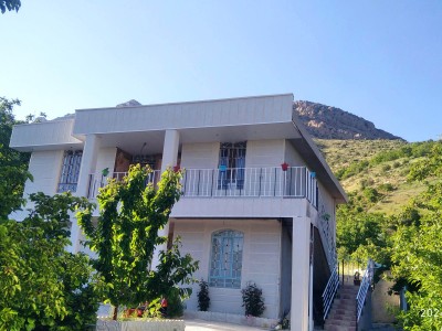 سوئیت ویلای آراد(با منظره کوه و باغ)