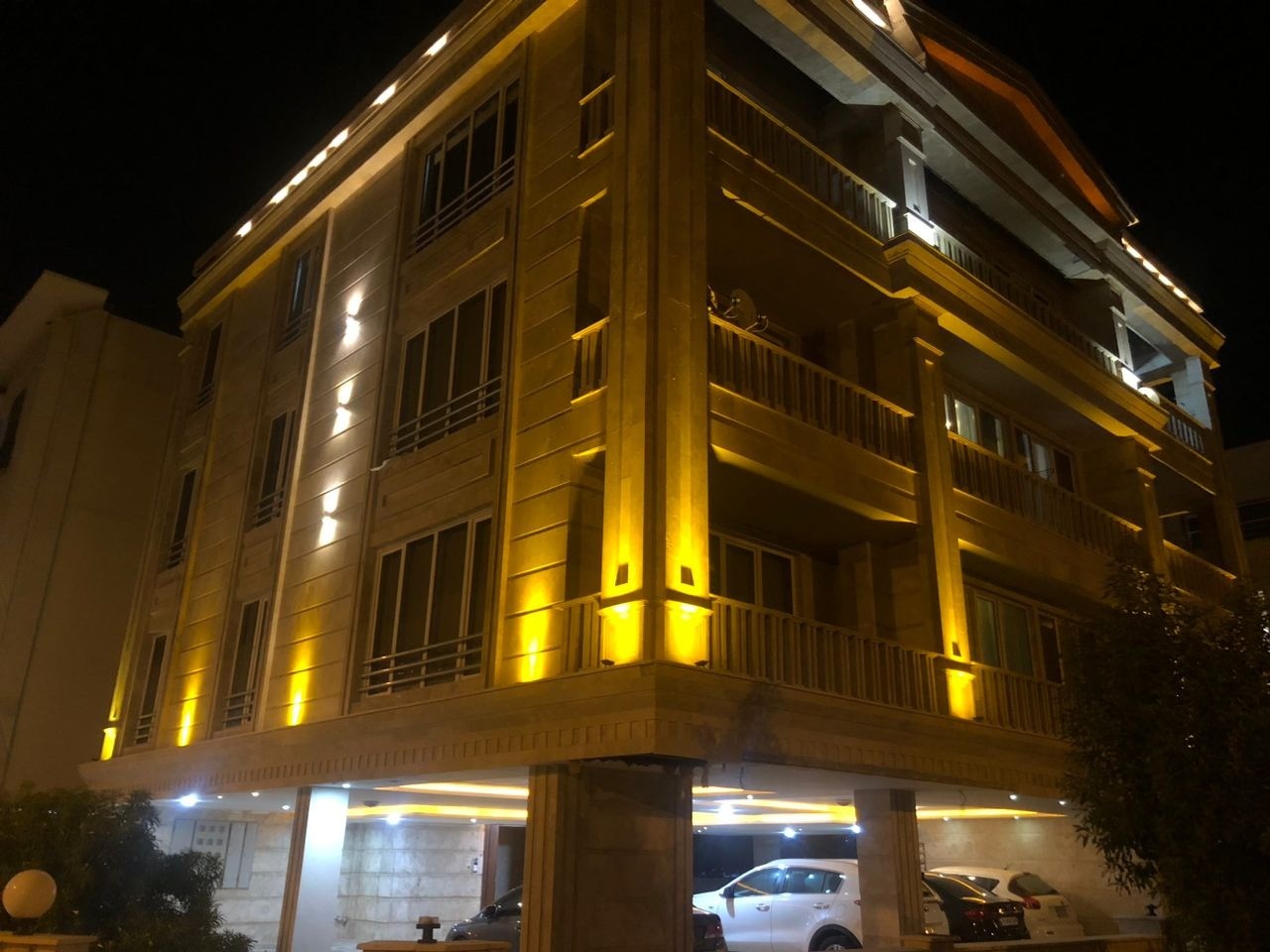 نمای ساختمان