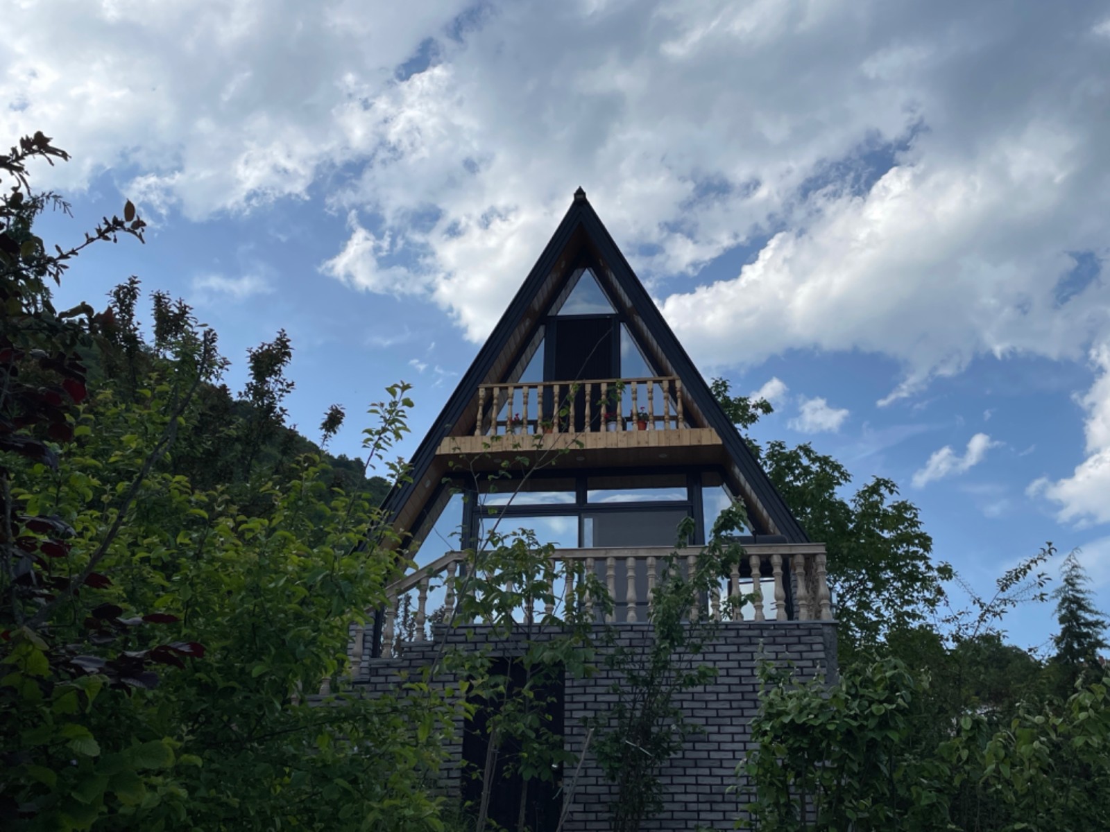 نمای بیرونی ساختمان