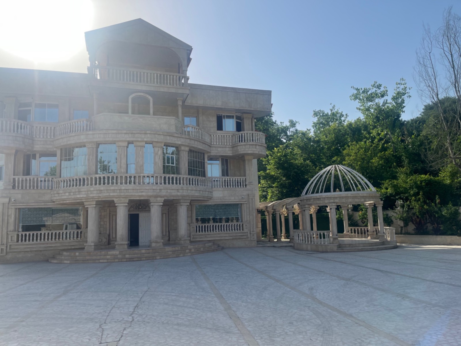نمای ساختمان