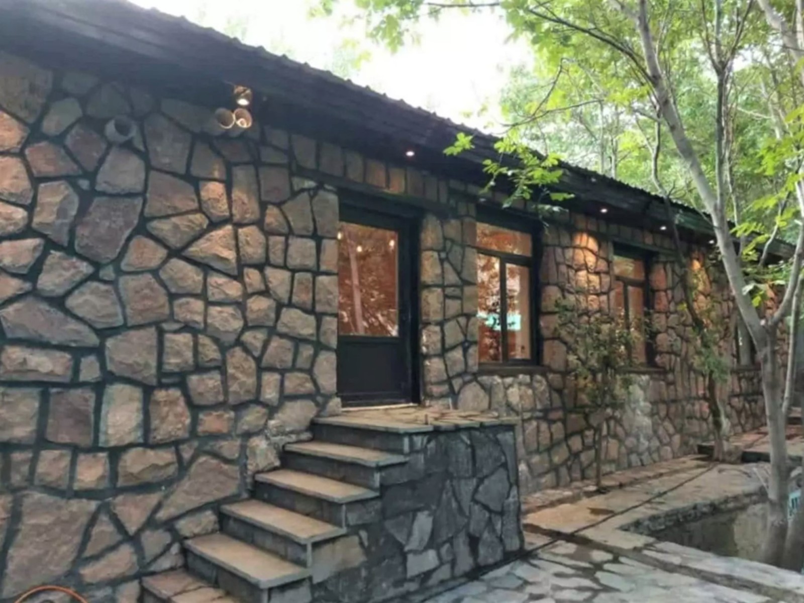 نمای بیرونی ساختمان نمای بیرونی ساختمان