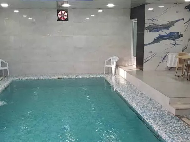 استخر استخر