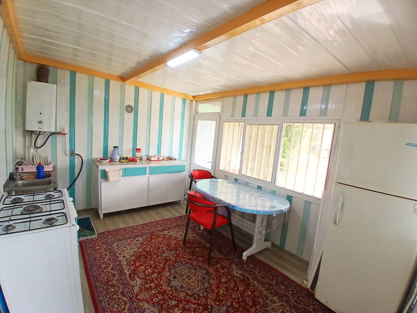 آشپ،خانه آشپ،خانه