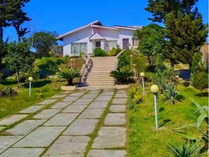 نمای بیرونی ساختمان