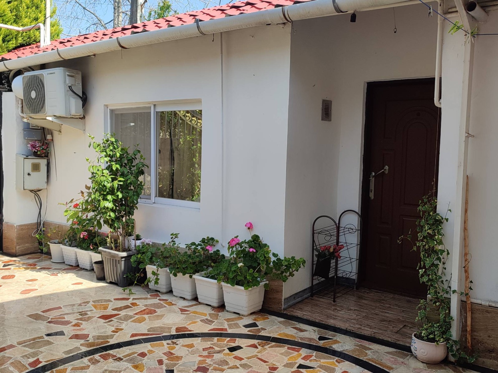 ورودی سوئیت ورودی سوئیت