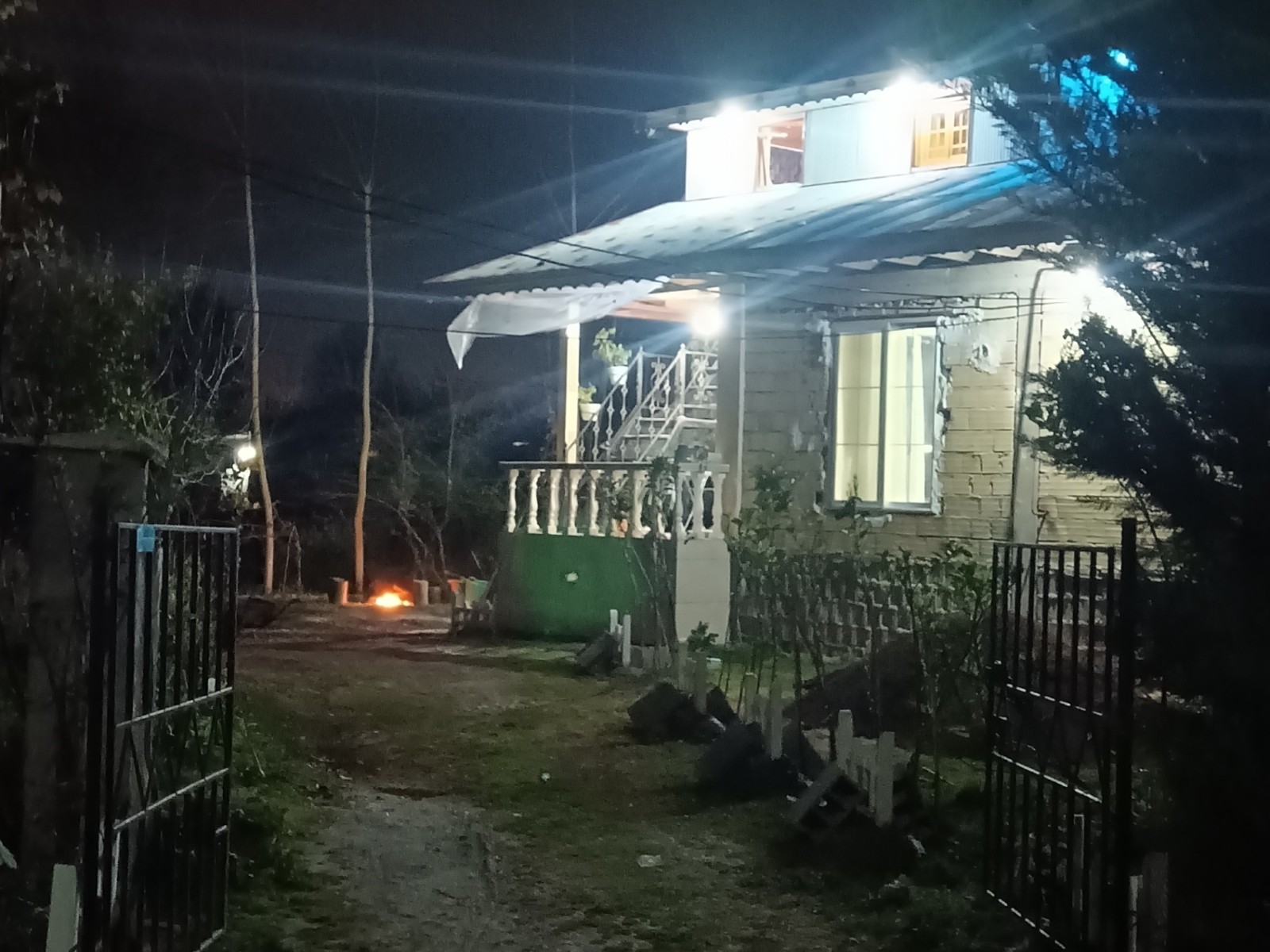 نمای بیرونی ساختمان