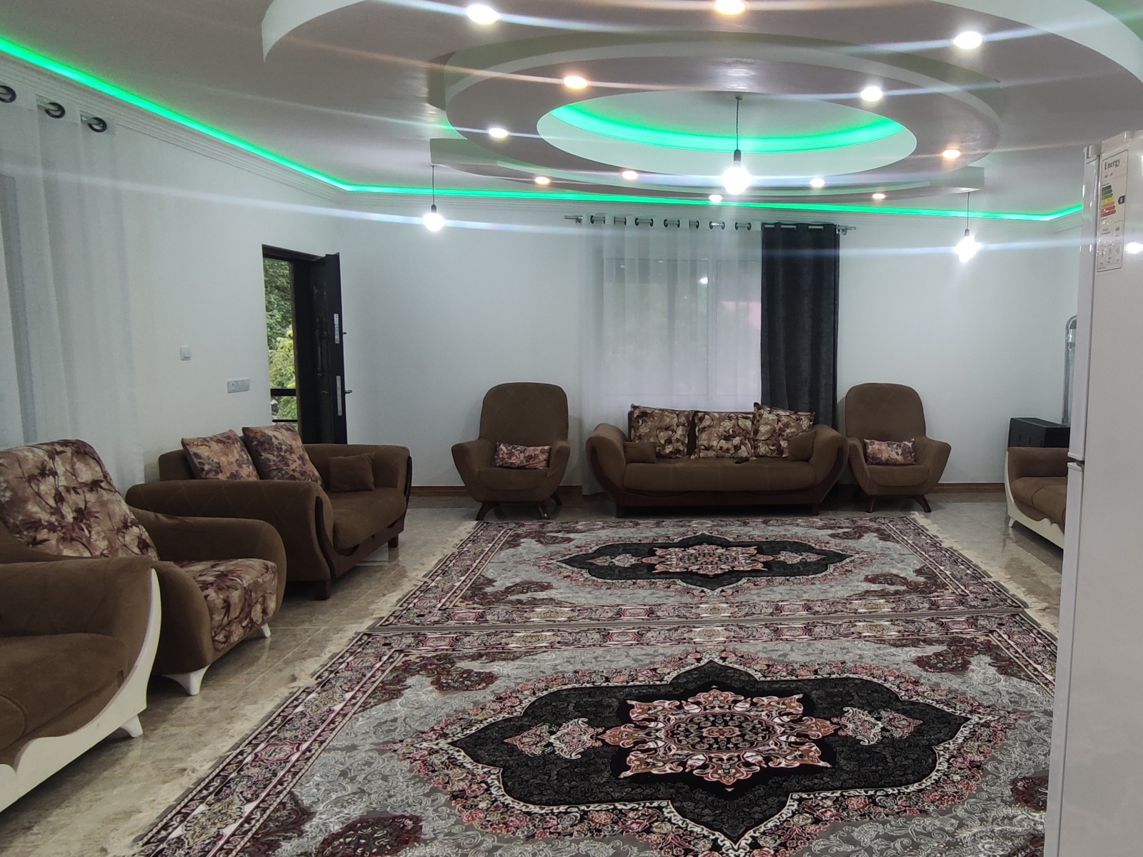 اتاق پذیرایی