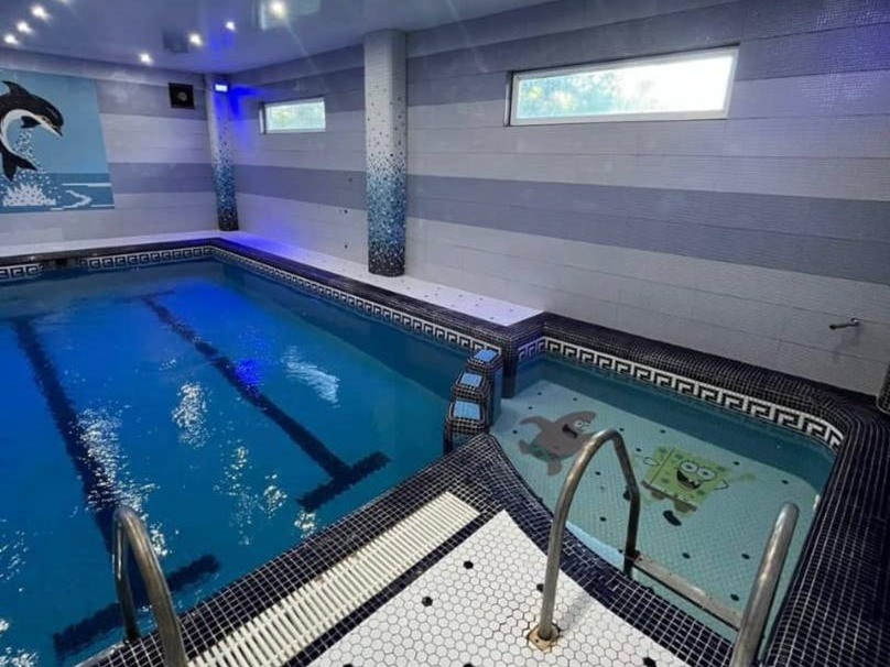 استخر استخر