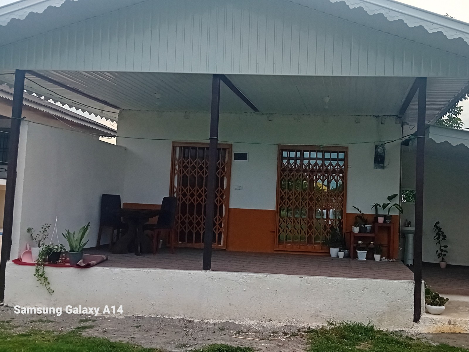 نمای بیرونی ساختمان نمای بیرونی ساختمان