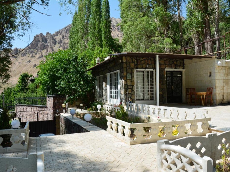 نمای بیرونی ساختمان