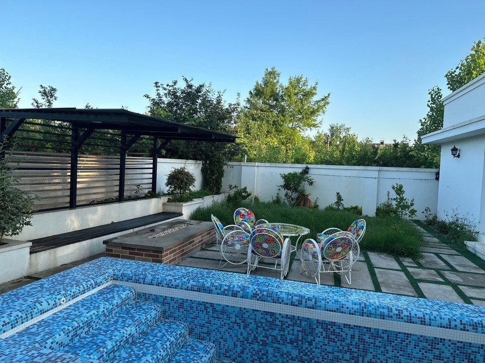 نمای بیرونی ساختمان