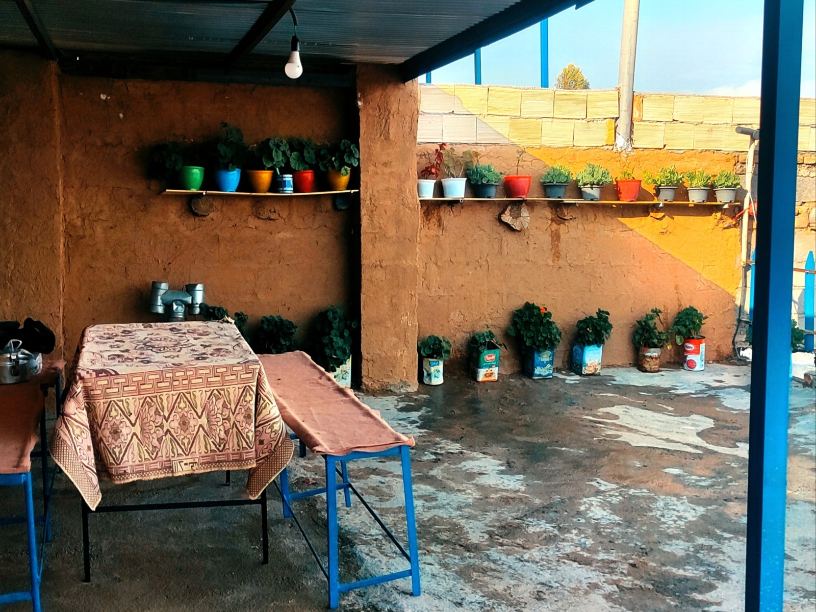 نمای بیرونی ساختمان