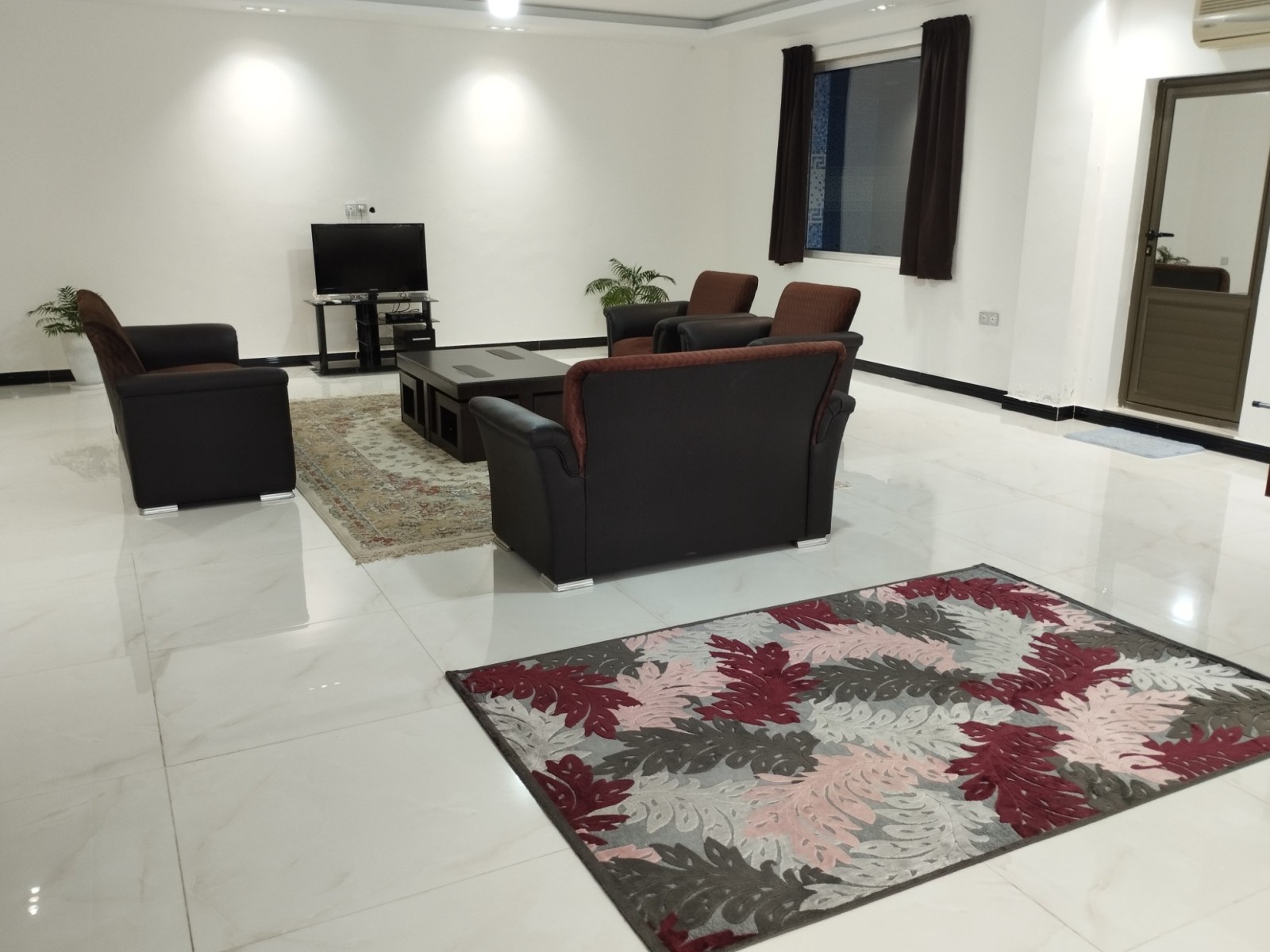 اتاق پذیرایی