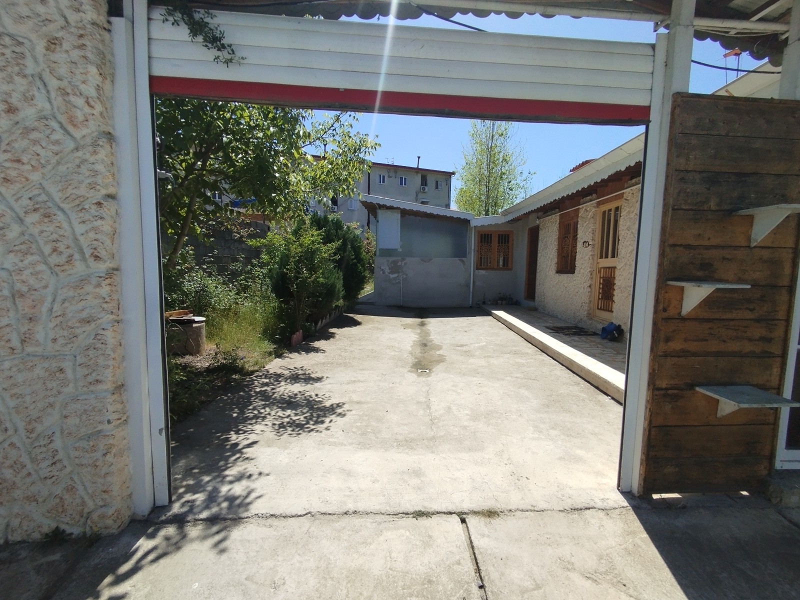 نمای بیرونی ساختمان نمای بیرونی ساختمان