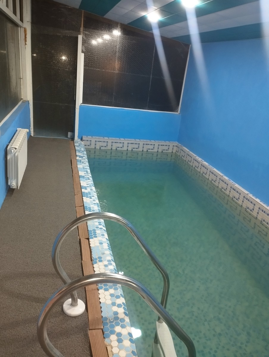 استخر استخر