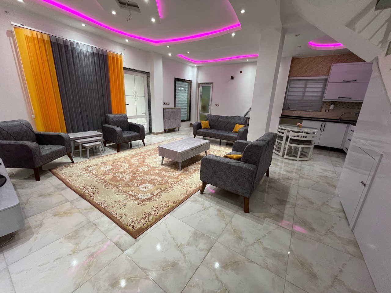 اتاق پذیرایی