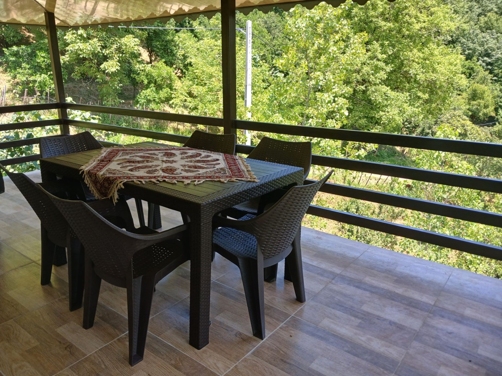 نمای بیرونی ساختمان