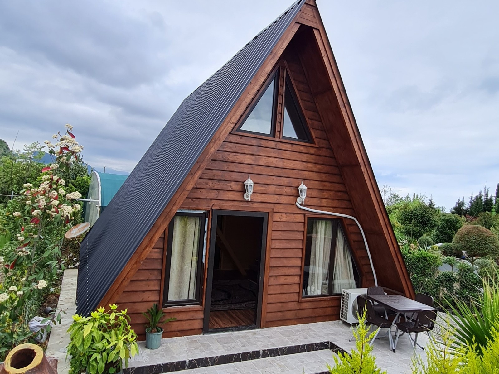 نمای بیرونی ساختمان نمای بیرونی ساختمان