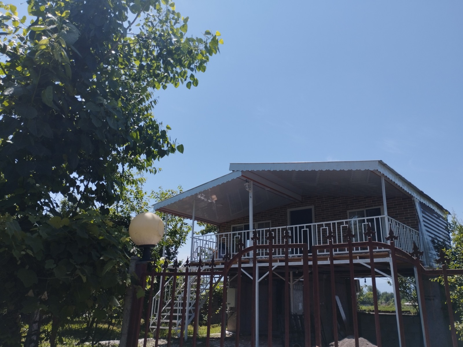 نمای بیرونی ساختمان نمای بیرونی ساختمان