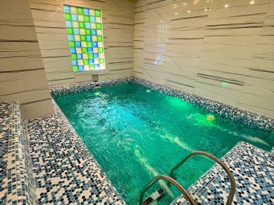 ویلای سوئیسی استخردار جنگلی و ساحلی گیسوم "سرو"